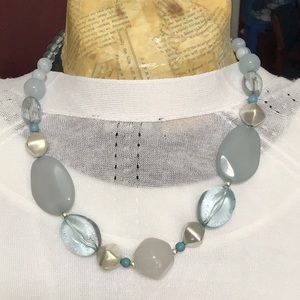 New York & Co.💎Statement Necklace